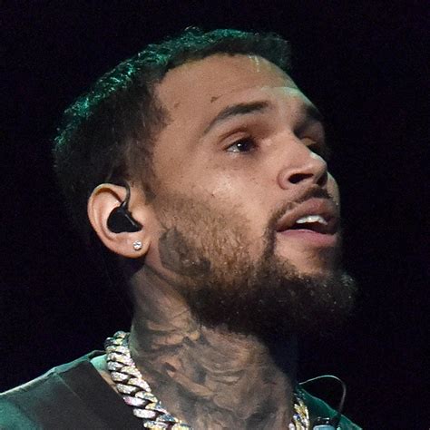 Chris Brown Offers Details on Leaked Naked Pictures